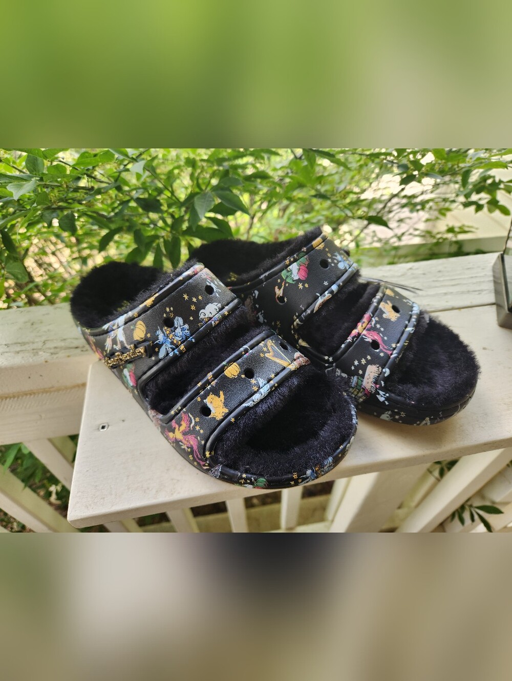 Vera Bradley x Harry Potter Crocs Cozzzzy Sandals M6W8 new with tags